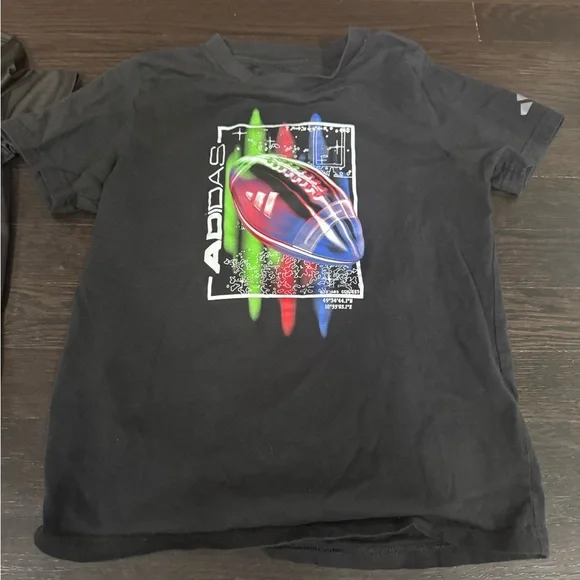 Boys Athletic Shirt Lot - Includes 6 total Size 5-5/6 - Picture 8 of 10